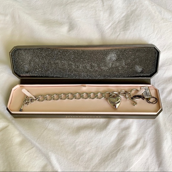 Juicy Couture Jewelry - NWT Juicy Couture Heart Charm Bracelet